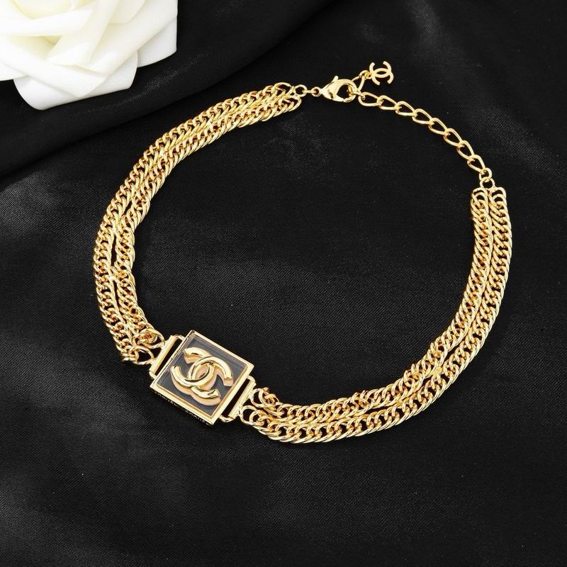 Chanel Necklace 05yxs93